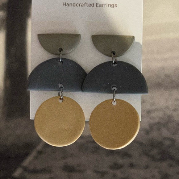NWT Handmade Clay Earrings - Picture 11 of 11